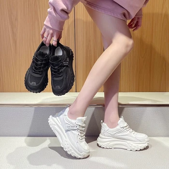 Увядшая Модная Новая женская обувь, однотонные кроссовки для отдыха, увеличивающие рост, Женская обувь из натуральной кожи
